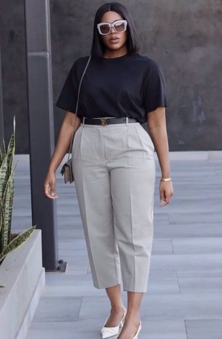 The Best Plus-Size Business Casual Outfit Ideas for Work, Meetings & Beyond