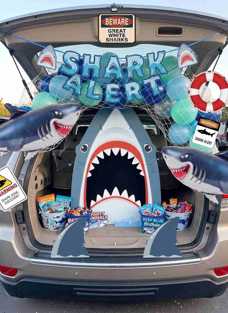 Cute Trunk or Treat Ideas for Cars | Creative Halloween Decor